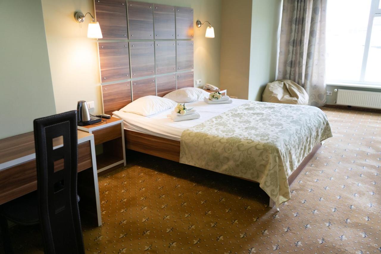 Riga Unimars Hotel Bagian luar foto