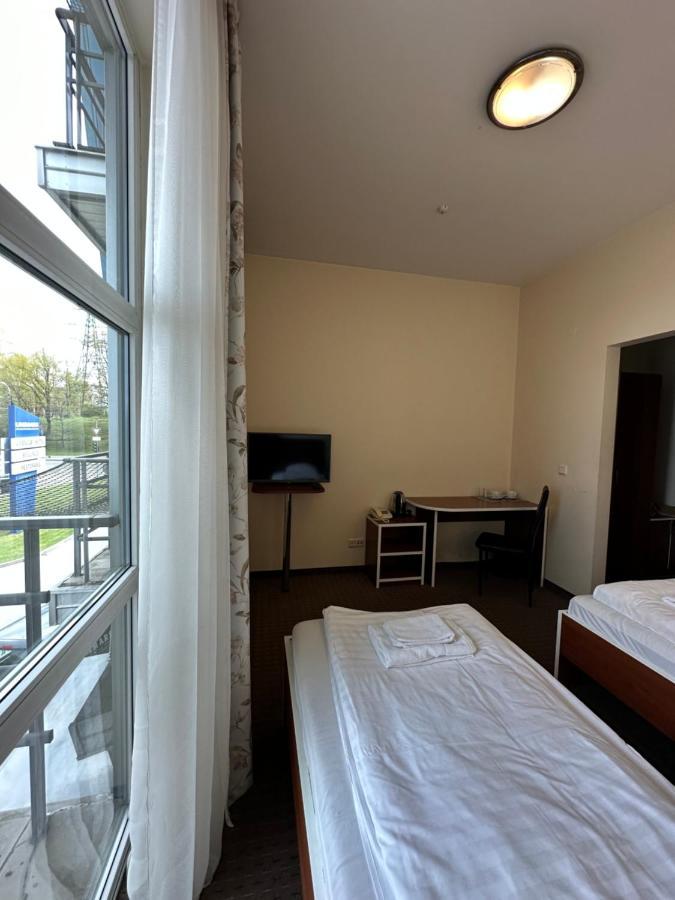Riga Unimars Hotel Bagian luar foto