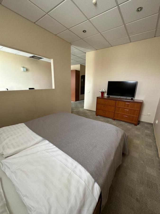 Riga Unimars Hotel Bagian luar foto