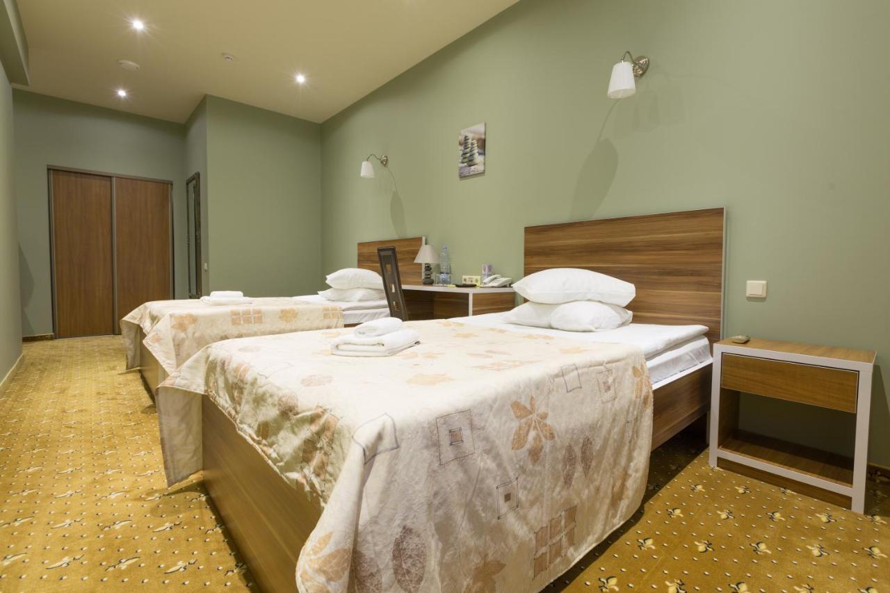 Riga Unimars Hotel Bagian luar foto